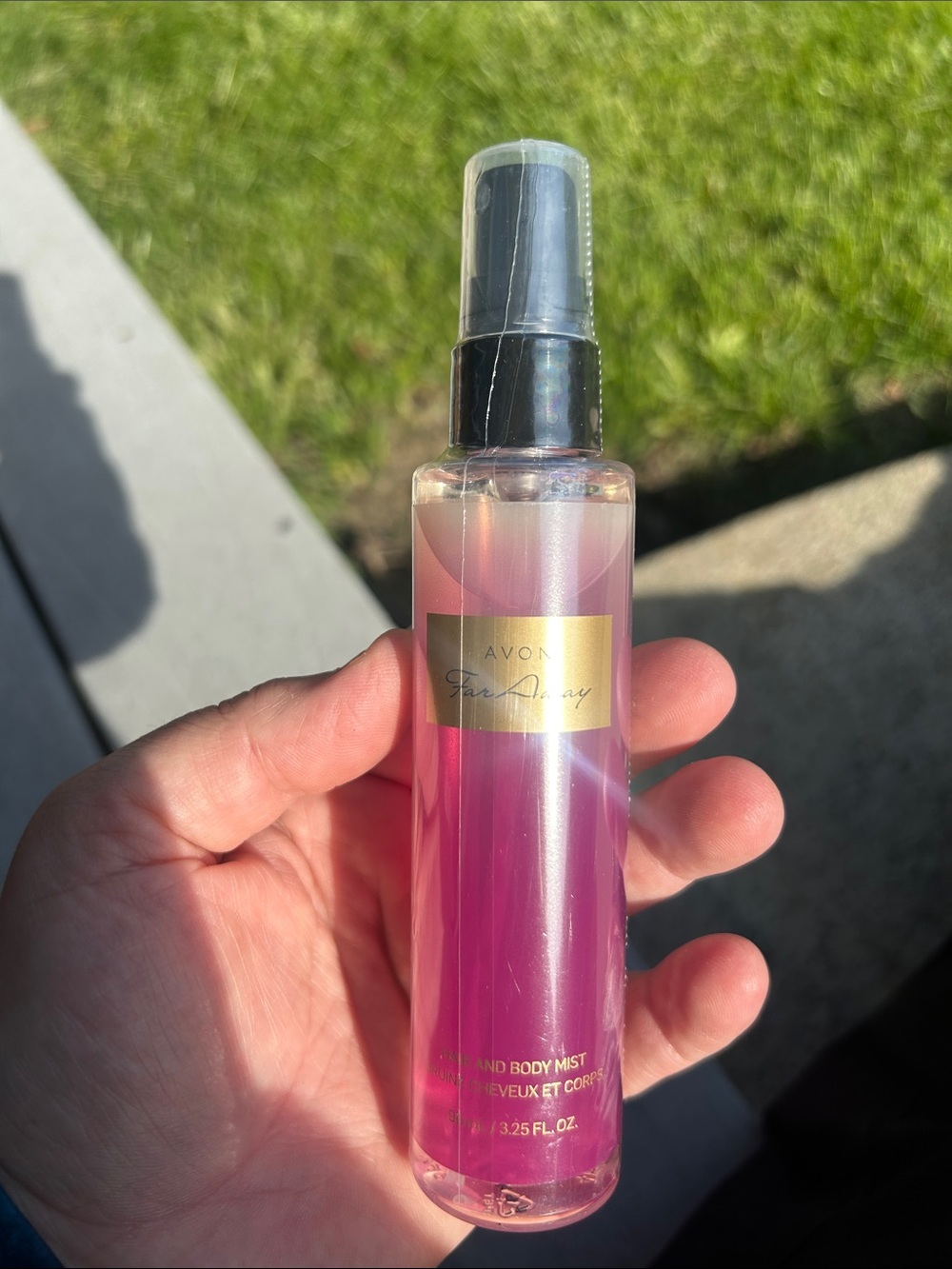 Avon Far Away Pink Gradient Body Mist